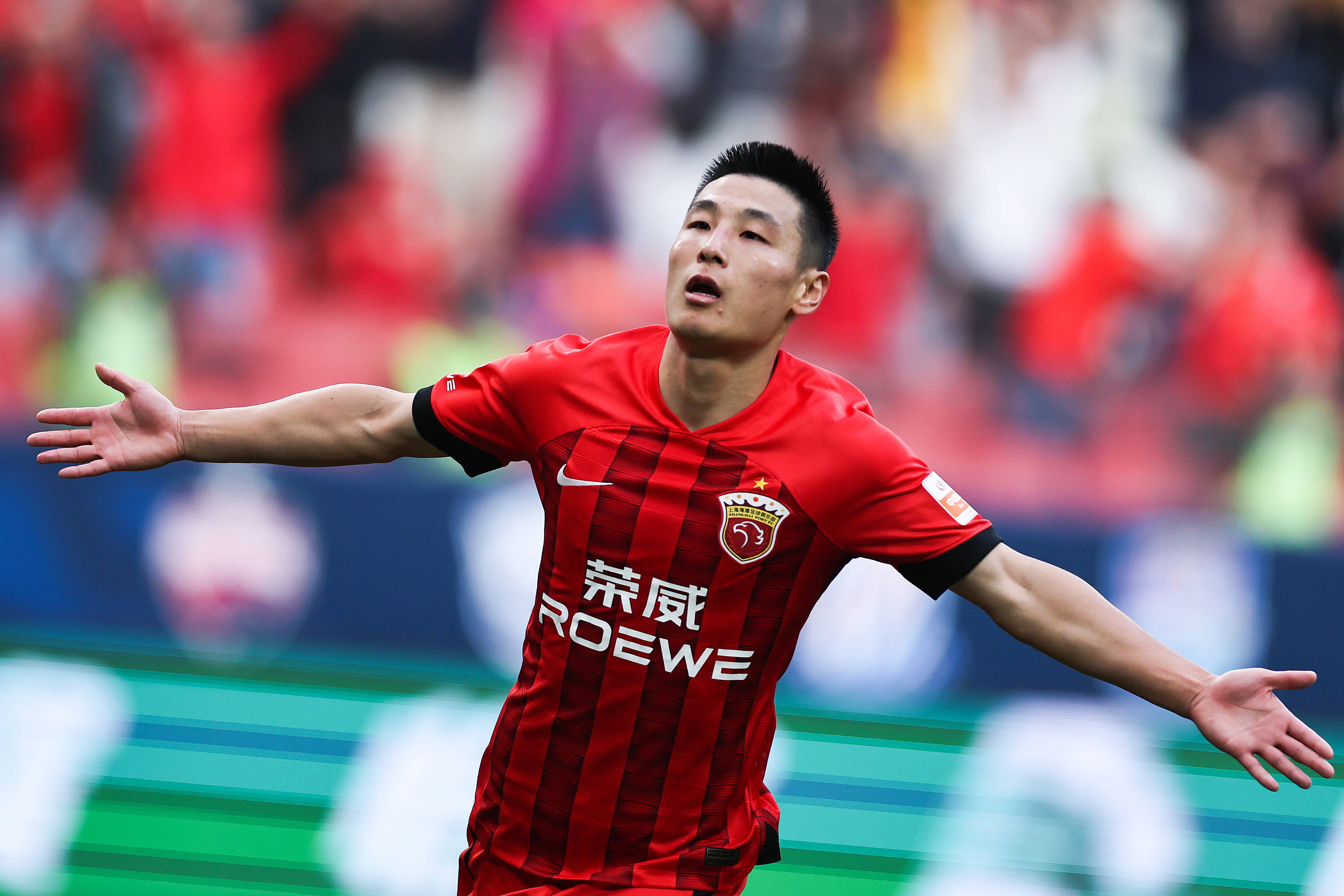 时出现在人 时出现在人