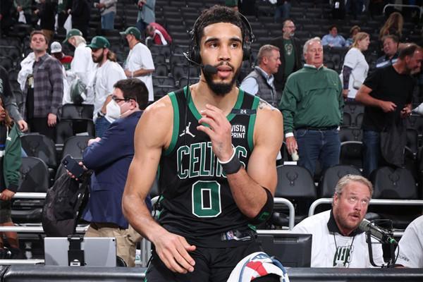 更吸睛的是 更吸睛的是